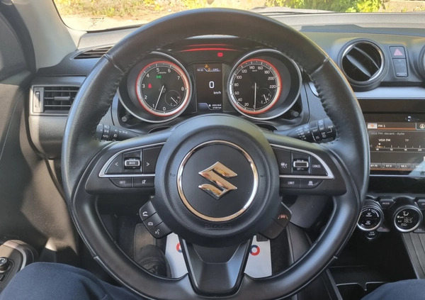 Suzuki Swift cena 51999 przebieg: 37000, rok produkcji 2021 z Biała małe 301